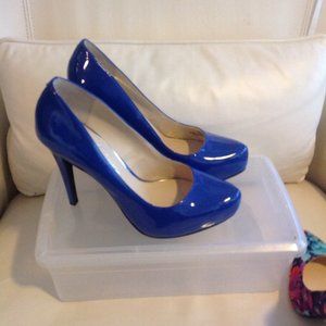 Jessica Simpson Womens Parisah Fabric Pointed Toe